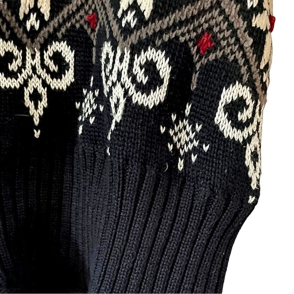 Vintage Icelandic Design Zip Up Snowflake Sweater - Picture 7 of 13